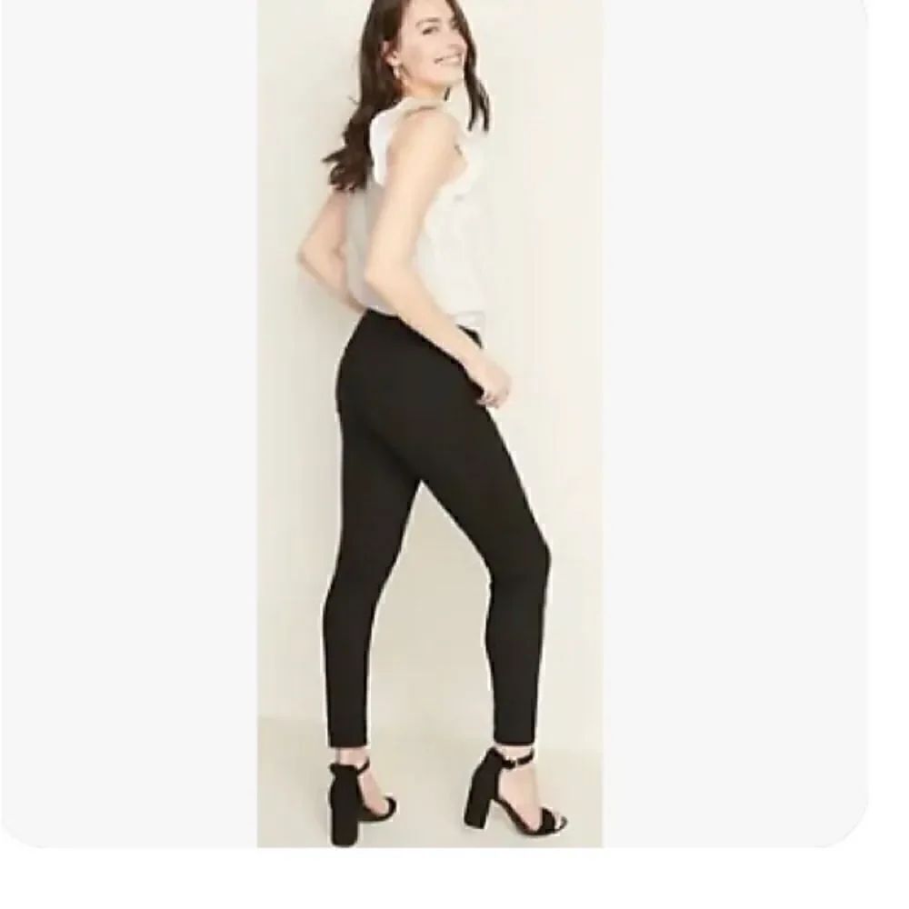 Old Navy Pop Icon High Rise Skinny Jeans Women’s Size 6 Short Black Denim Pants